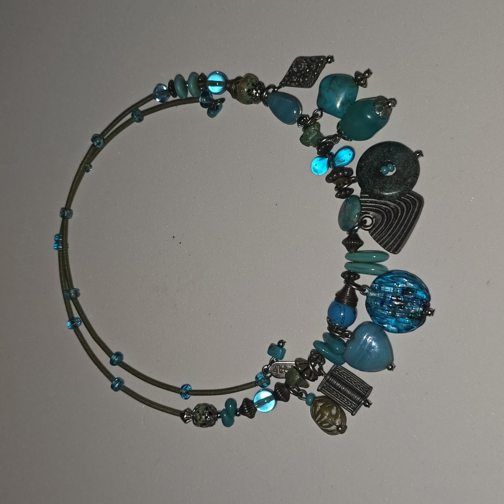 Silver-tone Wire Necklace with blue beads and stones